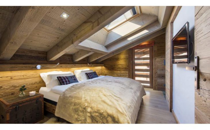 No.5 Penthouse, Verbier, Double Bedroom 4